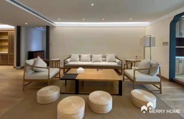 Modern Chinese stlye with 4 bedrooms  in Xuhui Top of City